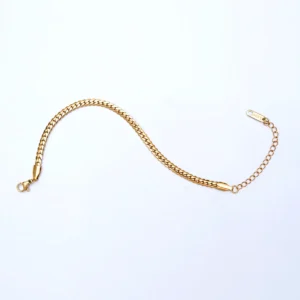 Sleek Gold Chain Bracelet