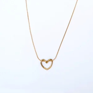 heart pendant necklace Pakistan minimalist gold jewelry by Zevel